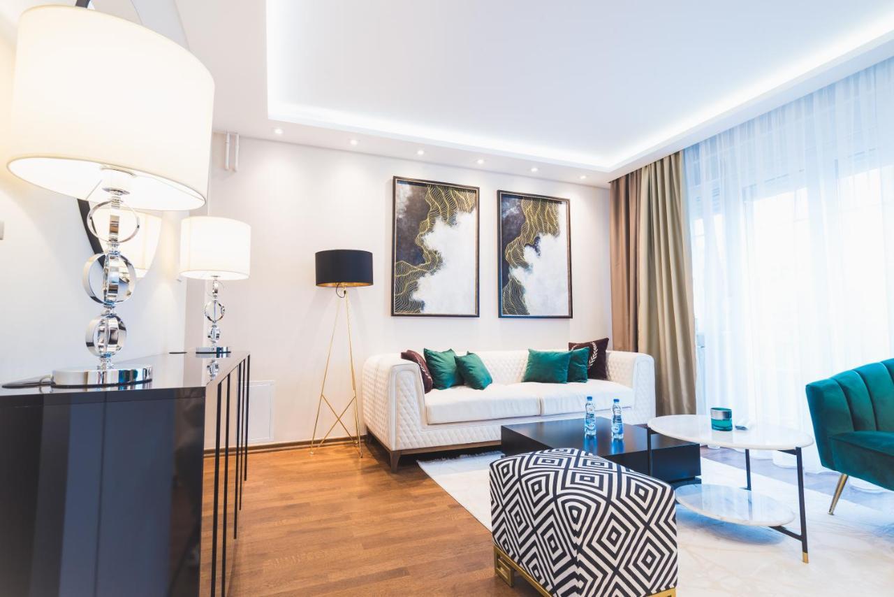 Majestic Apartment 雅戈丁那 外观 照片